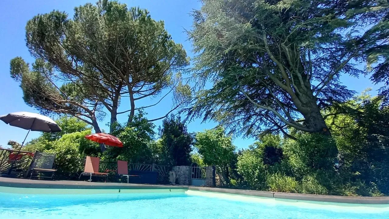 Le Clos De La Roseraie Bed & Breakfast Saint-Martin-Labouval France